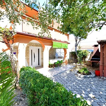 Charming In With Terrace And Garden *