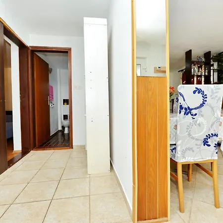 Charming In With Terrace And Garden Apartmán *