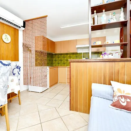 アパート Charming In With Terrace And Garden